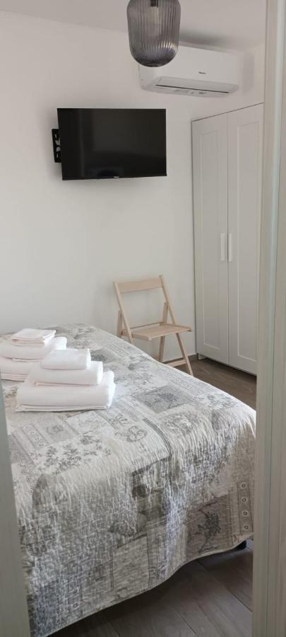Casa Marta Apartment Enas Bagian luar foto